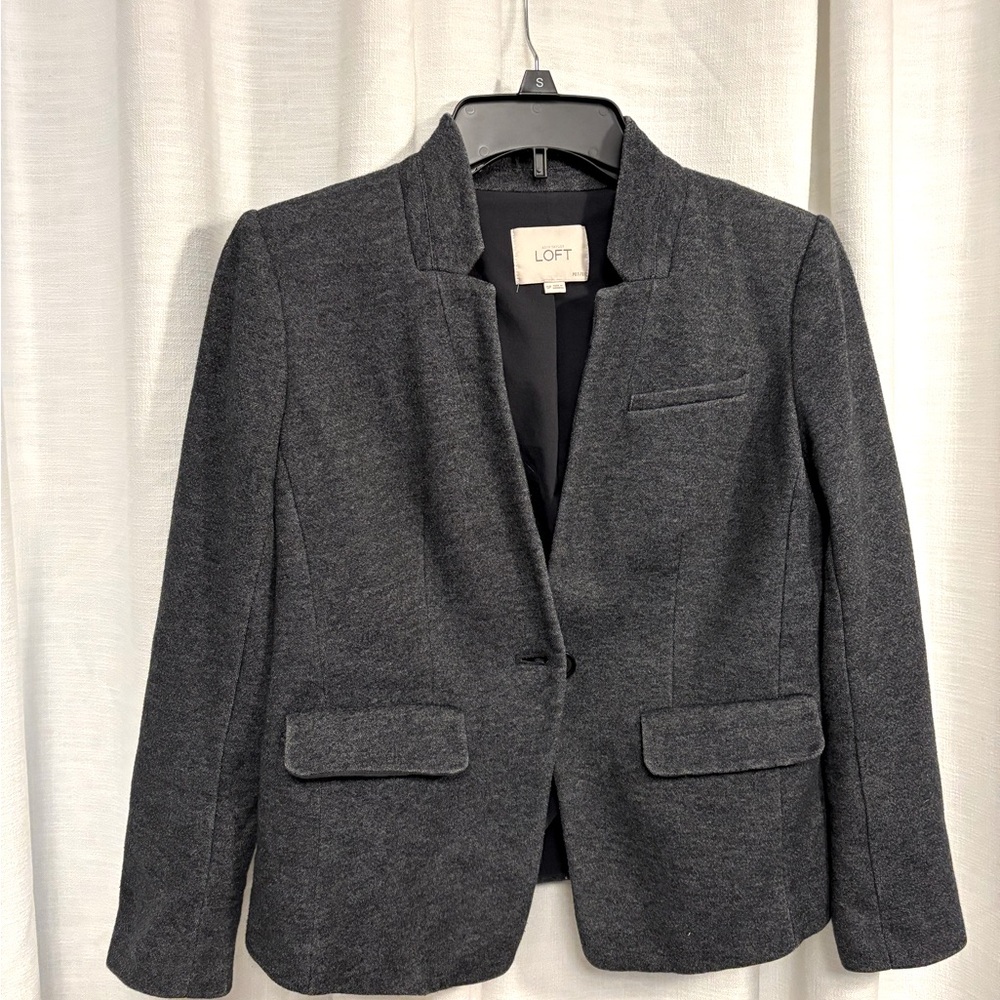 Soft and Stretchy LOFT Gray Women’s Blazer